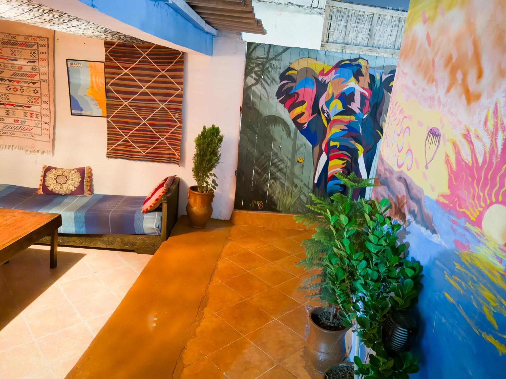 Surf & Skate Hostel Taghazout Luaran gambar